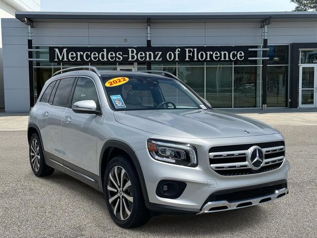 Used 2022  Mercedes-Benz GLB 250 image 1
