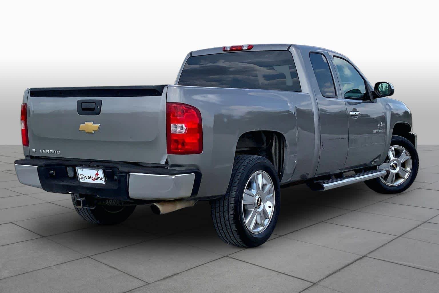 Used 2013 Graystone Metallic Chevrolet LT image 13