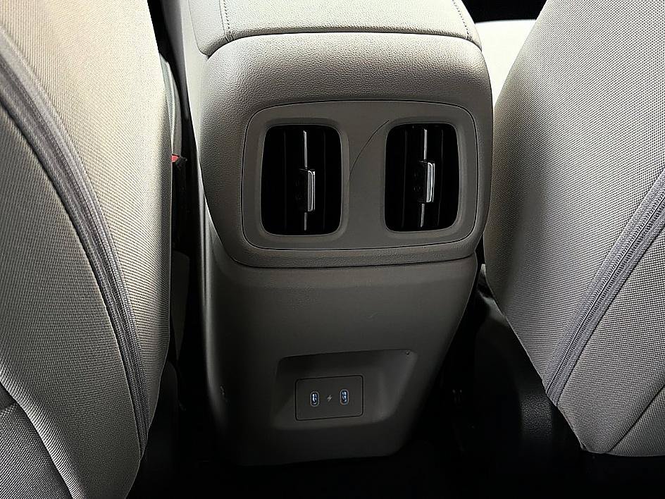 Used 2026 Ecotronic Gray Hyundai SEL image 9