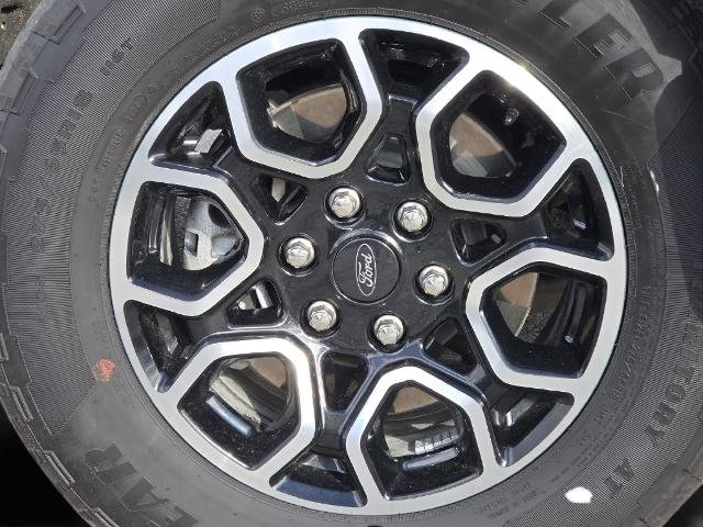 Used 2023 Iconic Silver Metallic Ford  image 17