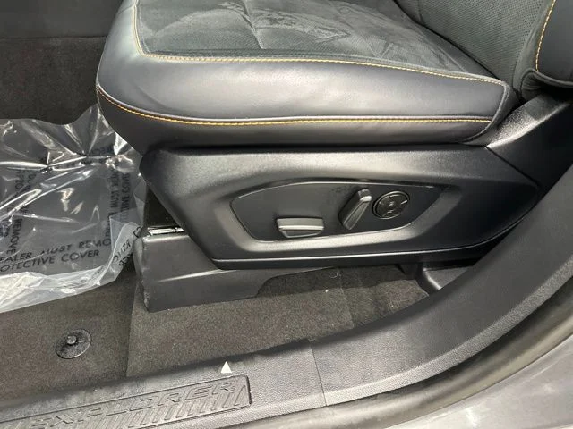 New 2026 Carbonized Gray Metallic Ford Tremor® image 43