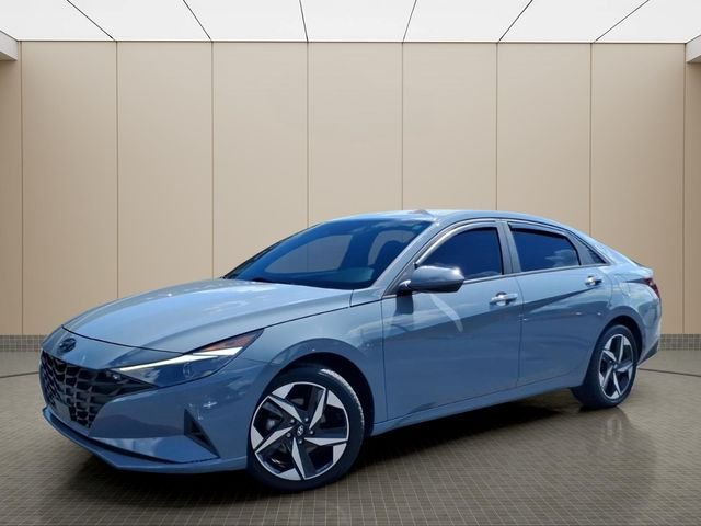 Used 2023 Gray Hyundai SEL image 2