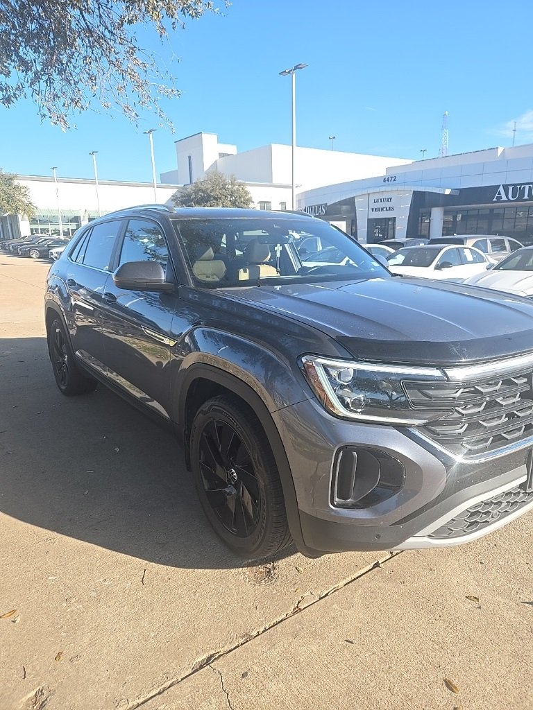 2024 Volkswagen Atlas Cross Sport SE w/Tech