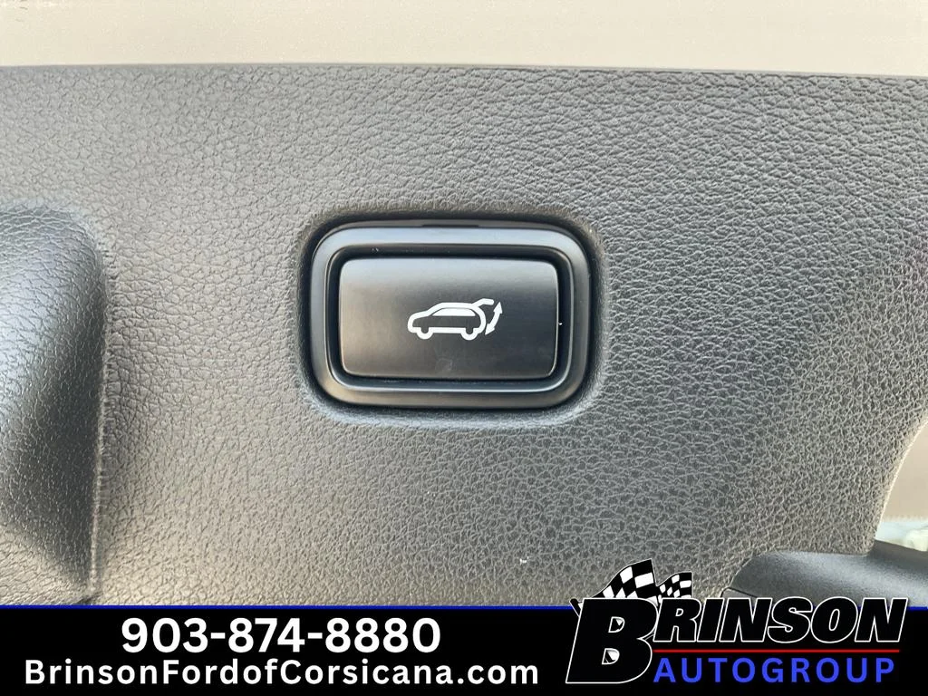 Used 2023 Wolf Gray Kia SX-Prestige image 12