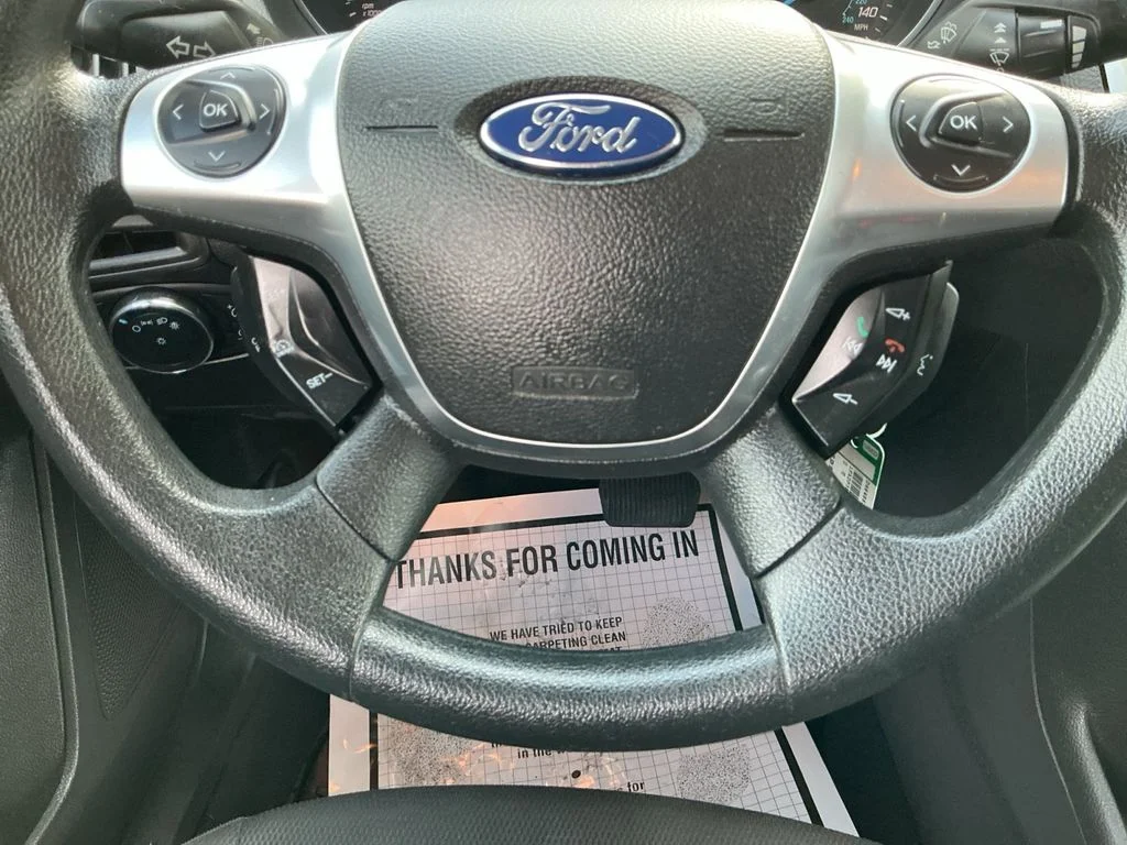 Used 2013 Red Ford SE image 17