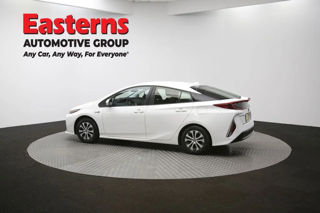 Used 2021 White Toyota LE image 57