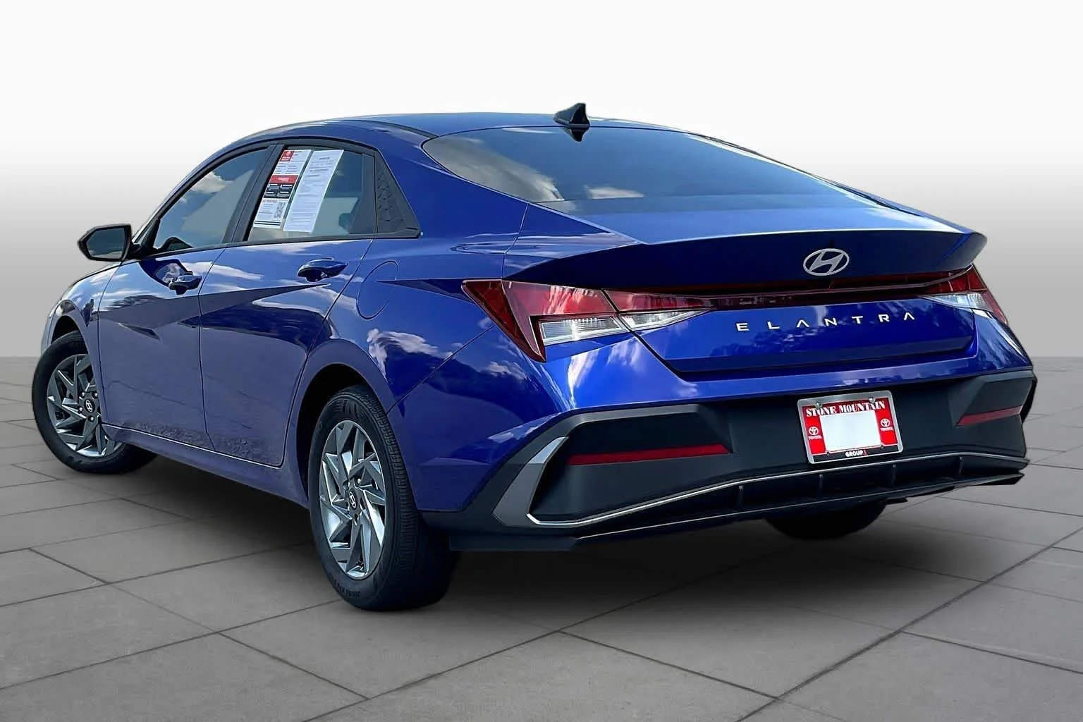 Used 2024 Intense Blue Hyundai SEL image 12