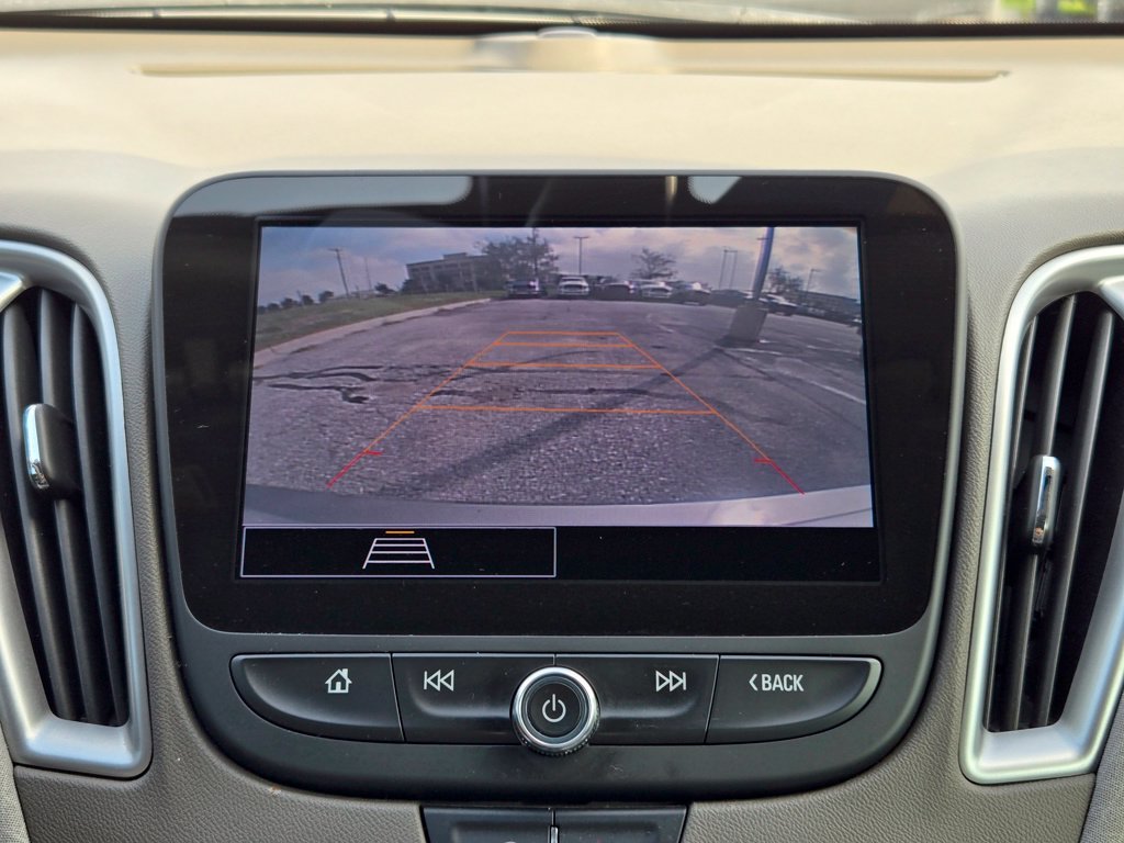 Used 2022 Gray Chevrolet LT image 21