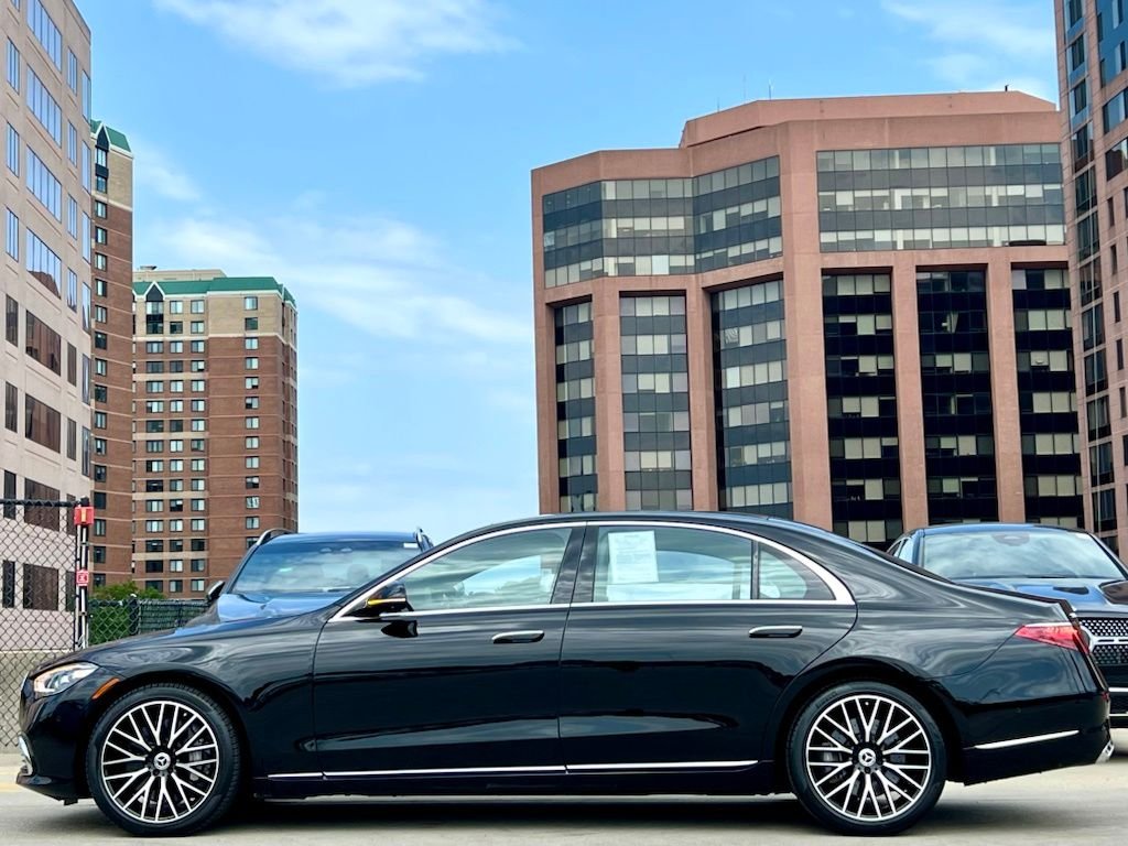 Certified Used 2023  Mercedes-Benz S 580 image 12