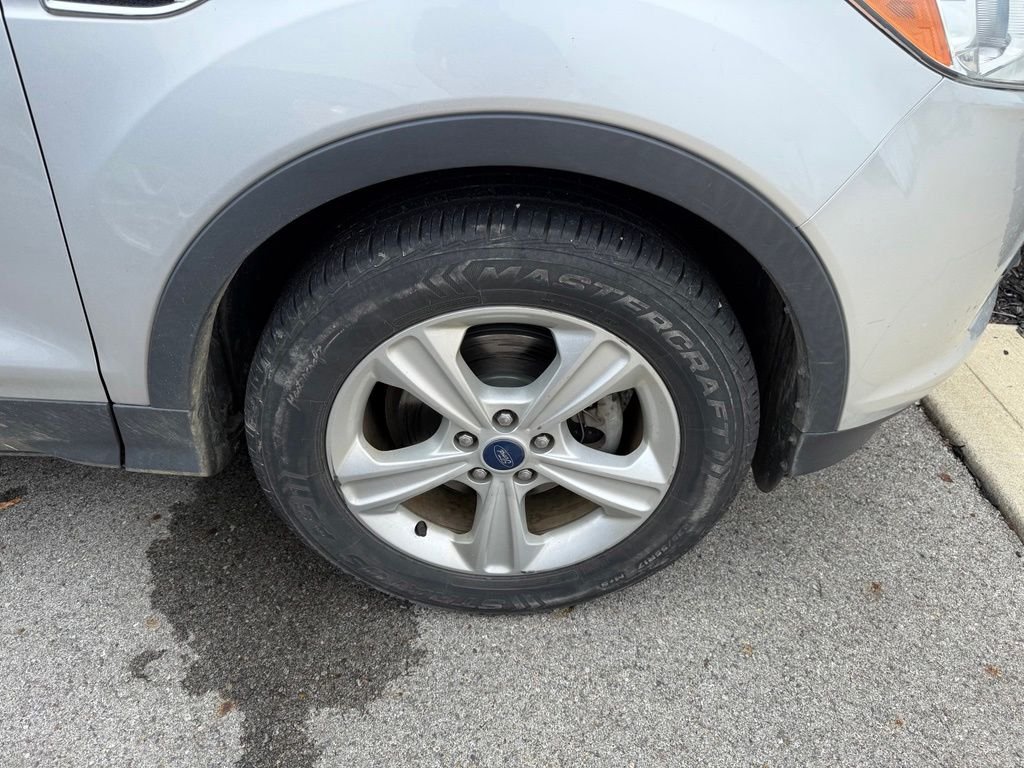 Used 2013 Silver Ford SE image 8