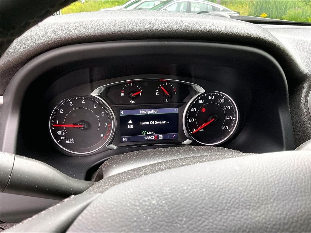 Used 2023 Black GMC AT4 image 12
