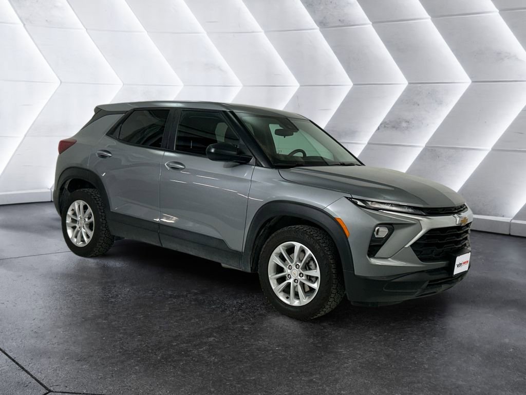2024 Chevrolet Trailblazer LS's photo