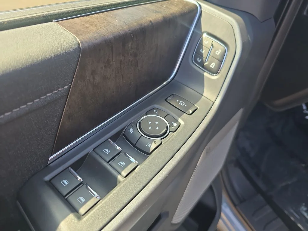 New 2026 Gray Ford Lariat image 15
