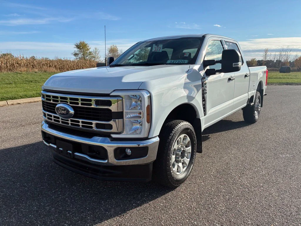 Used 2024 White Ford XLT image 4