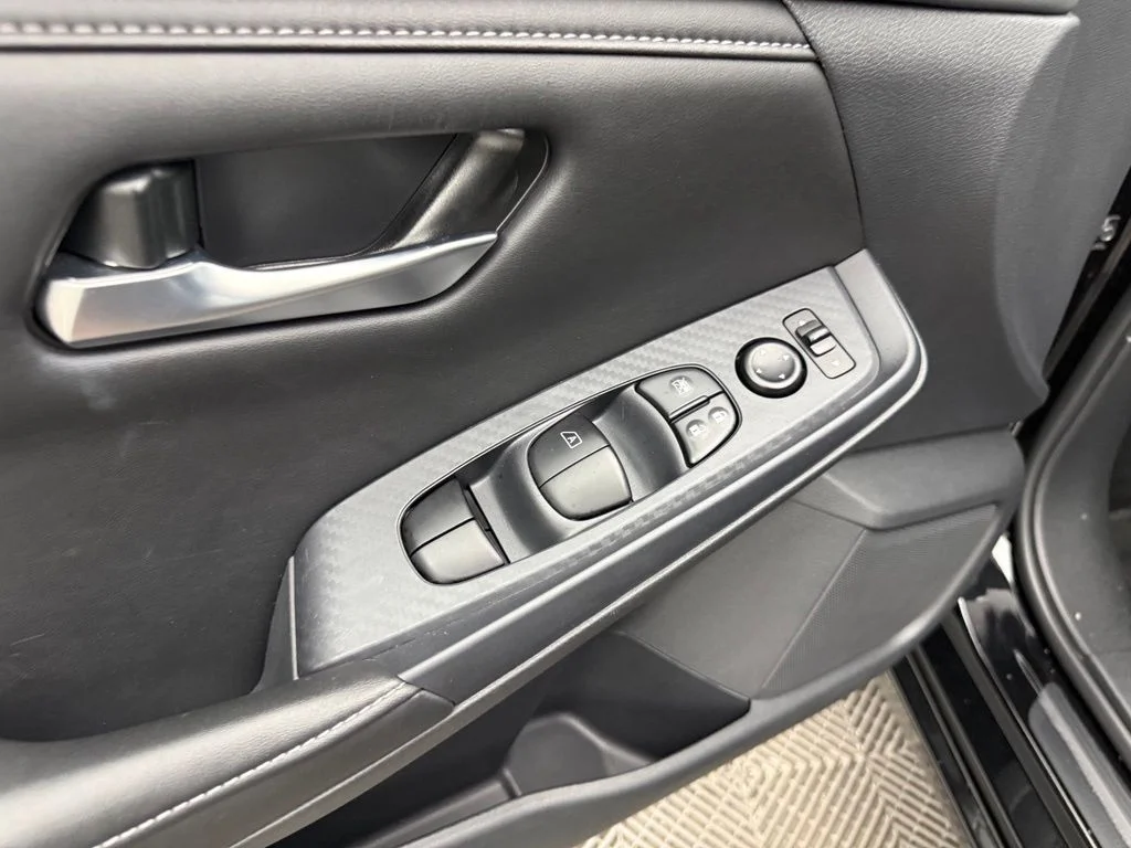Used 2023 Black Nissan SV image 17