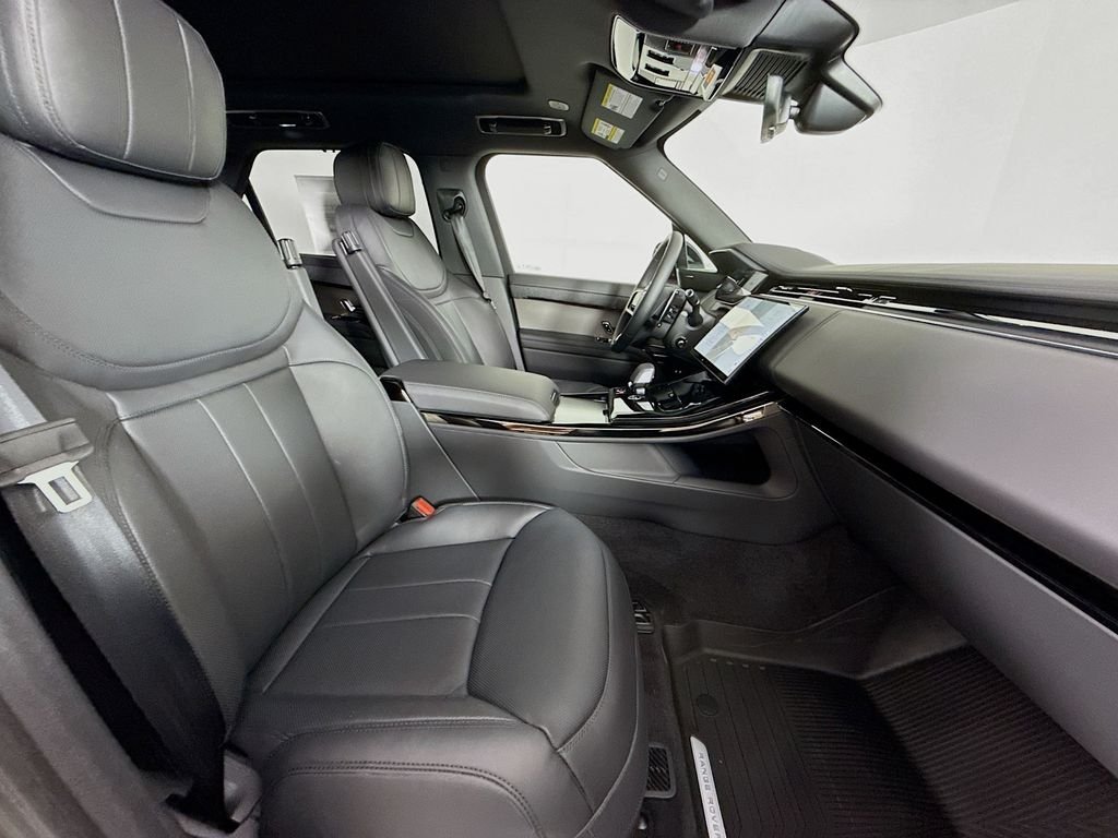 New 2026 Firenze Red Land Rover Dynamic SE image 23