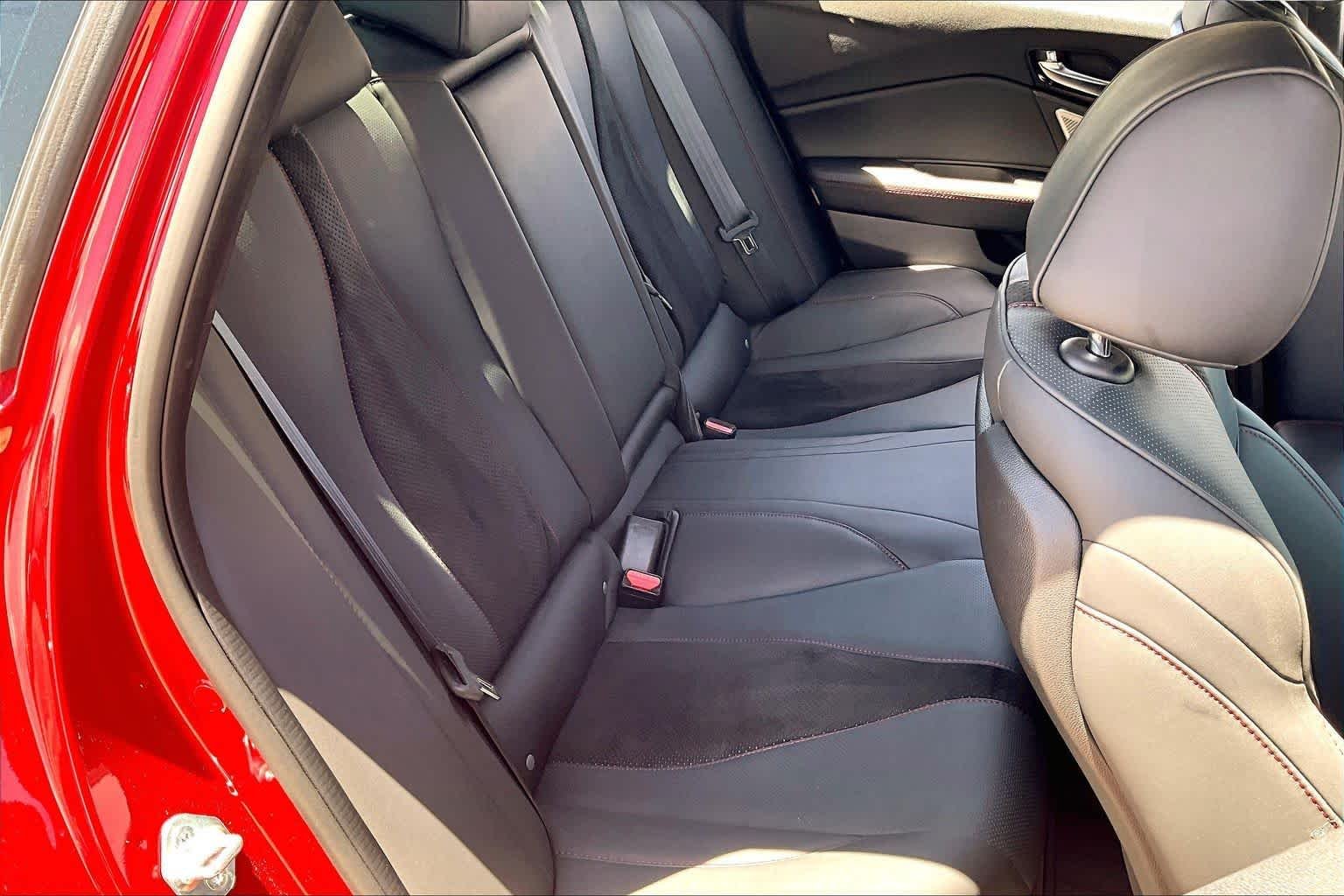 Used 2022 Performance Red Pearl Acura w/A-Spec Package image 17