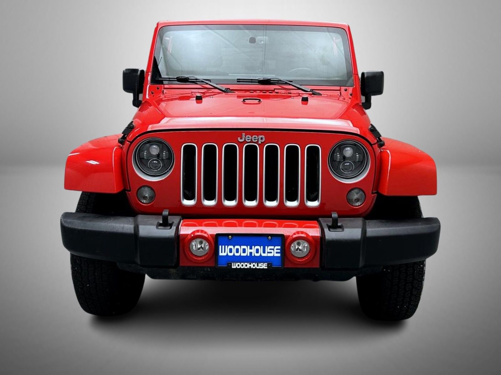Used 2016 Red Jeep Unlimited Sahara image 2