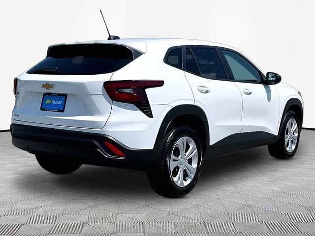 New 2026 Summit White Chevrolet LS image 6