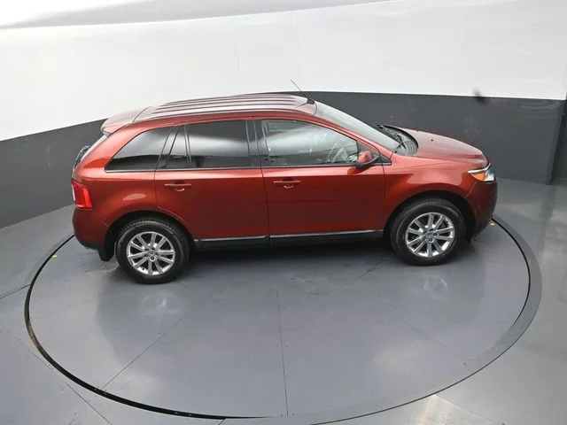 Used 2014 Orange Ford SEL image 29