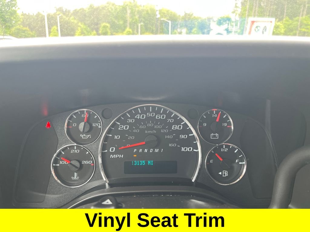 Used 2024 White GMC Work Van image 16