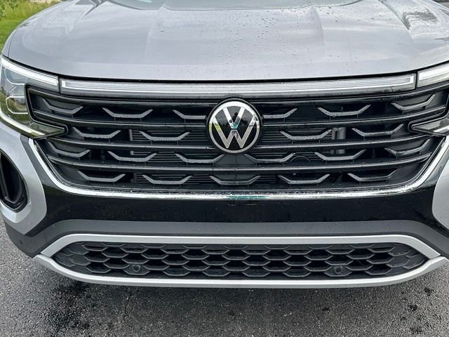 New 2026 Silver Mist Metallic Volkswagen 2.0T SE w/Technology image 7