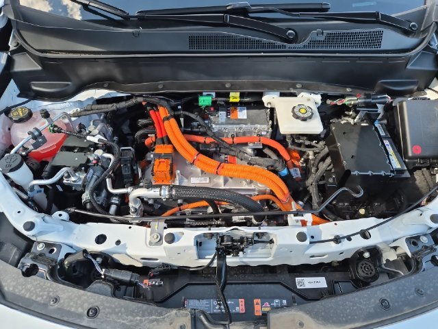 2027 Chevrolet Bolt LT - Photo 17