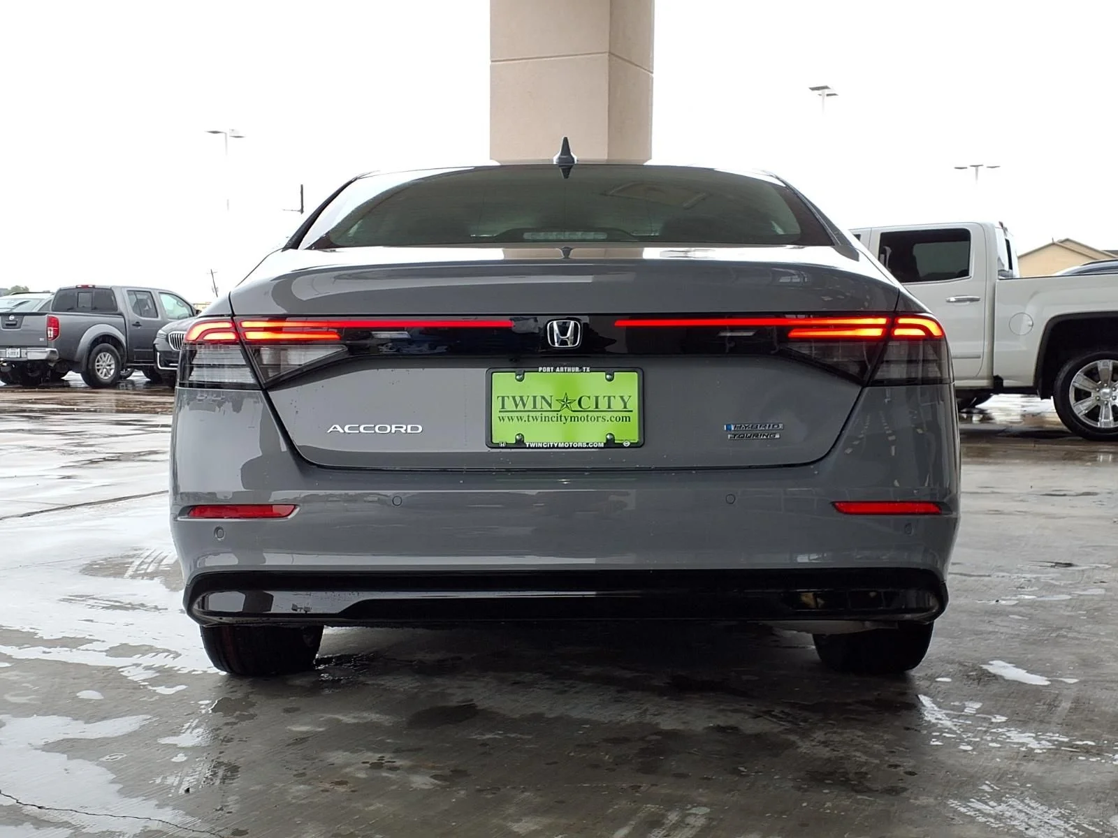 New 2026 Gray Honda Touring image 4