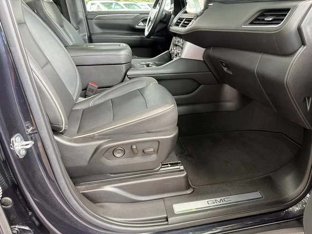 Used 2023 Titanium Rush Metallic GMC SLT image 13
