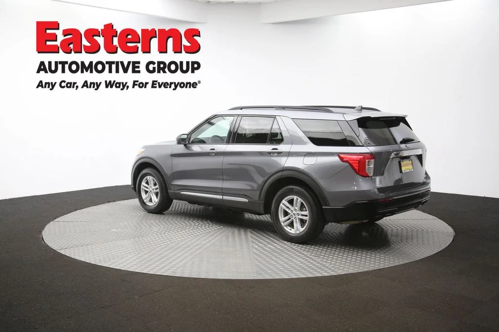Used 2022 Gray Ford XLT image 63