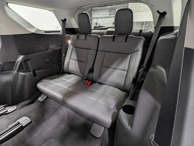 New 2026 Star White Metallic Tri-Coat Ford Active image 47