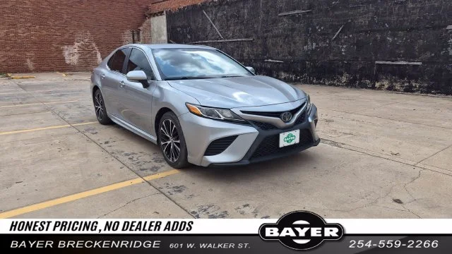 2020 Toyota Camry SE