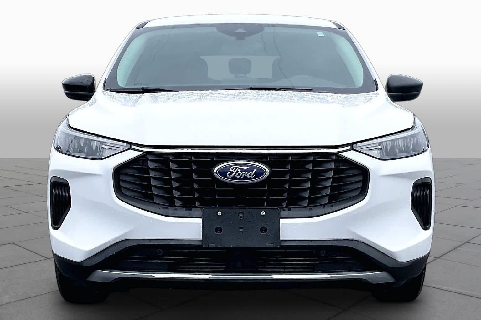Used 2024 Oxford White Ford Active image 4