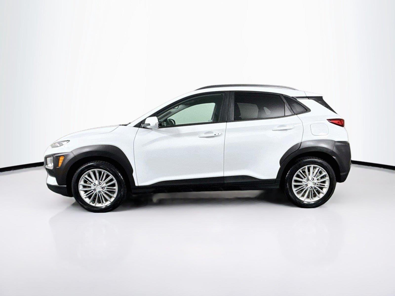Used 2019 Chalk White Hyundai SEL image 13