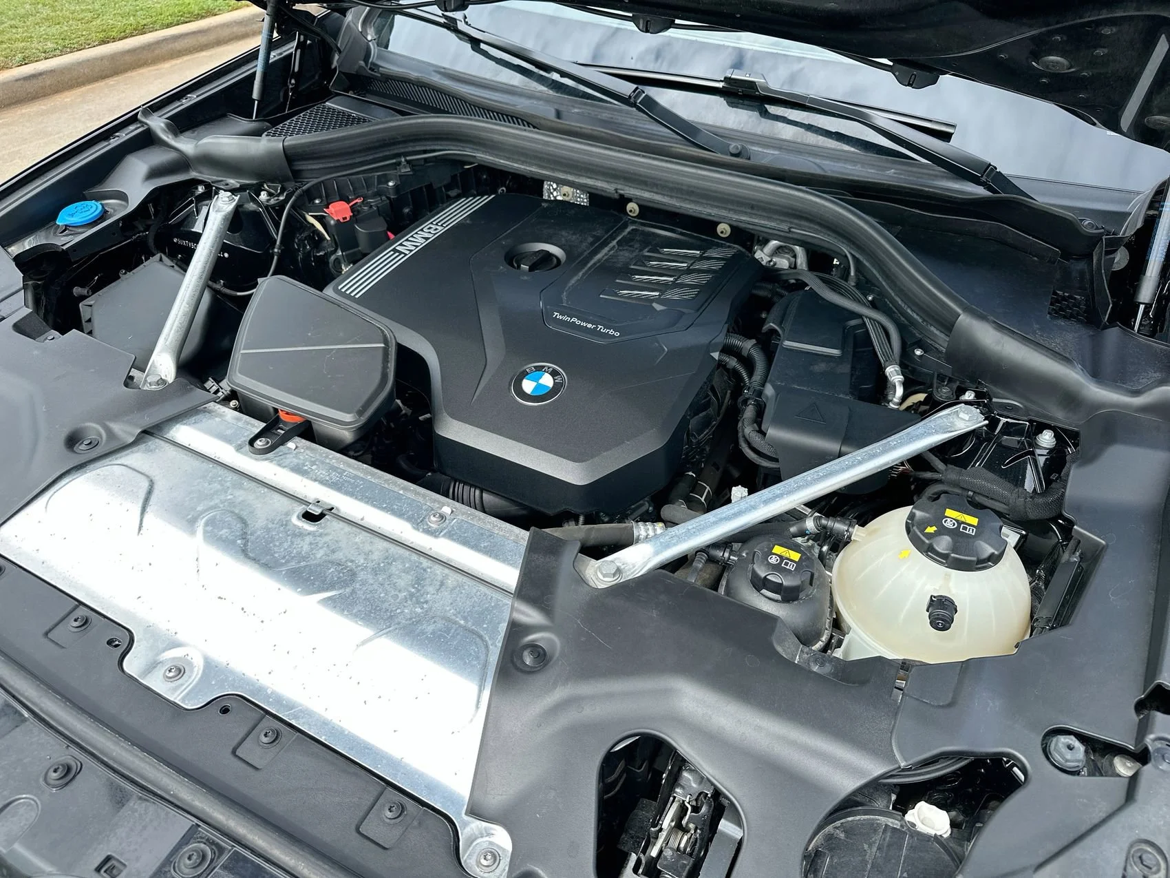 Used 2021 Black Sapphire Metallic BMW xDrive30i image 26