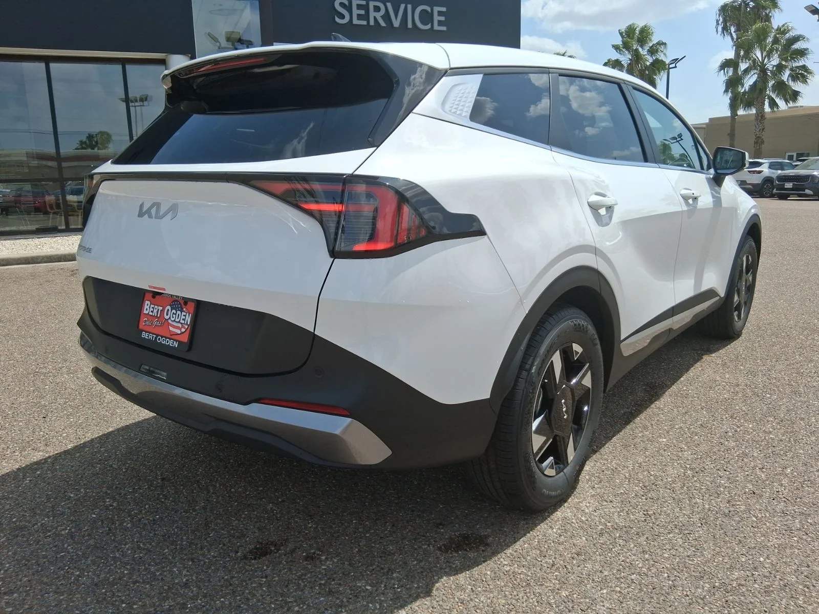 New 2026 White Kia LX image 4