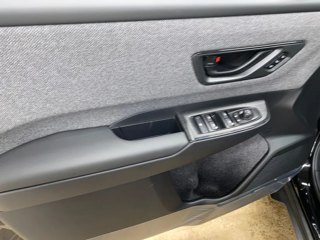 2026 Subaru Outback Limited - Photo 8