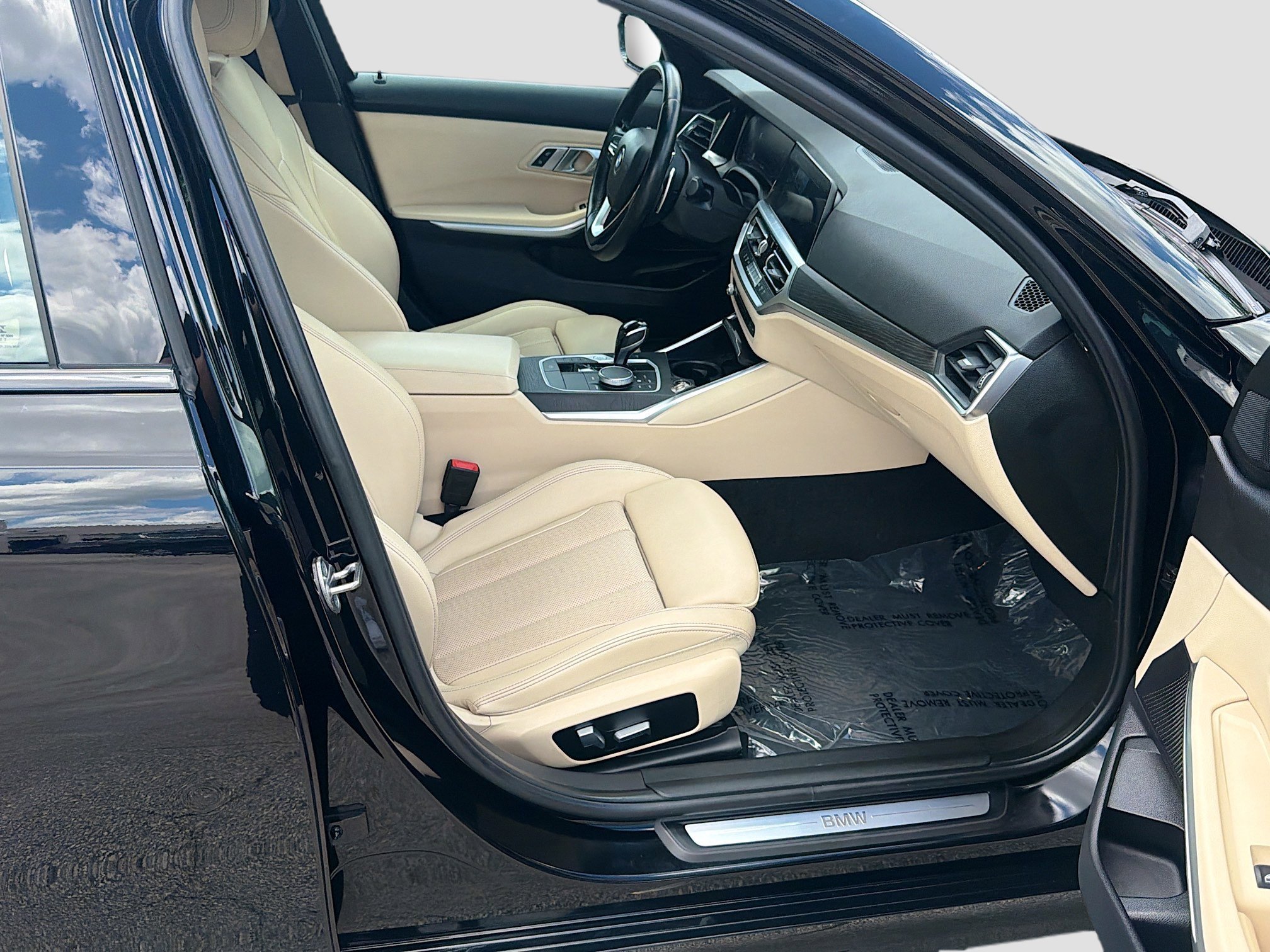 Used 2022 Jet Black BMW 330i image 32