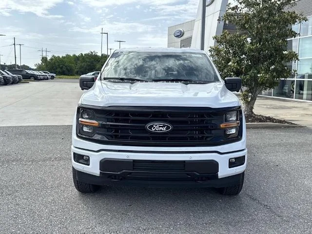 New 2026 Oxford White Ford XLT image 14