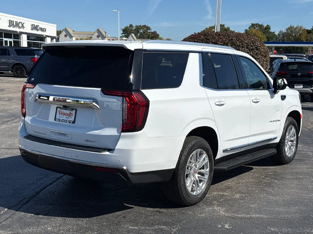 Used 2024 Summit White GMC SLT image 7
