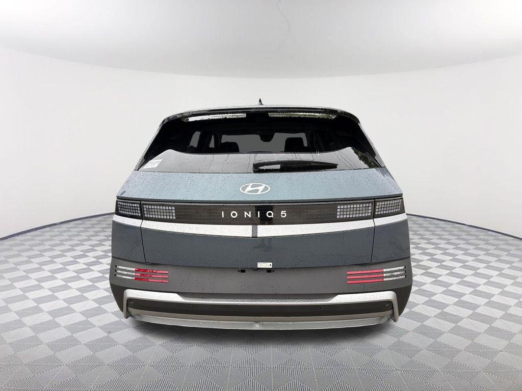 New 2026 Green Hyundai SE image 6