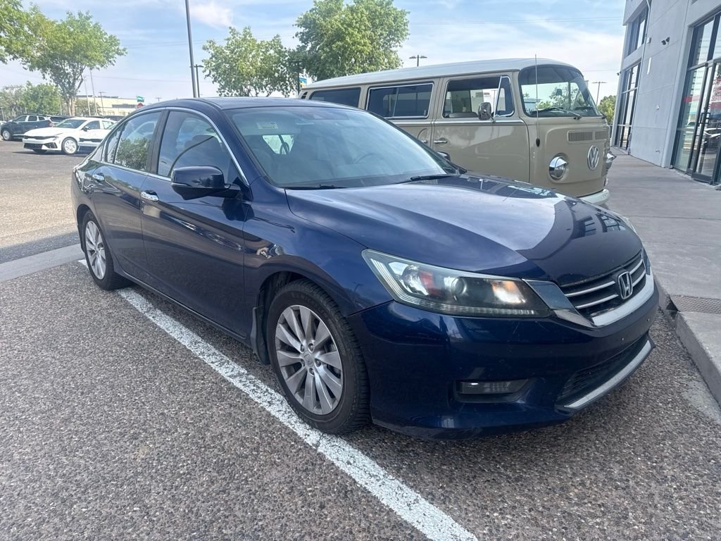 Used 2015 Blue Honda EX-L image 3