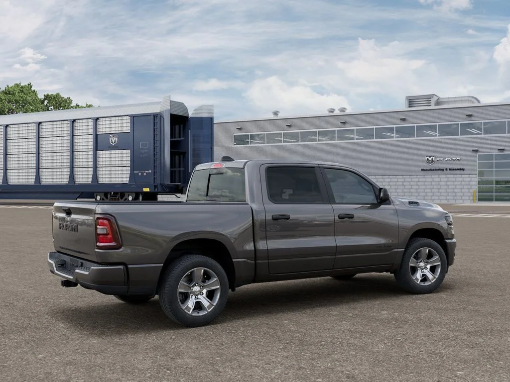 New 2026 Granite Crystal Metallic Clear-Coat Exterior Paint RAM Tradesman image 4