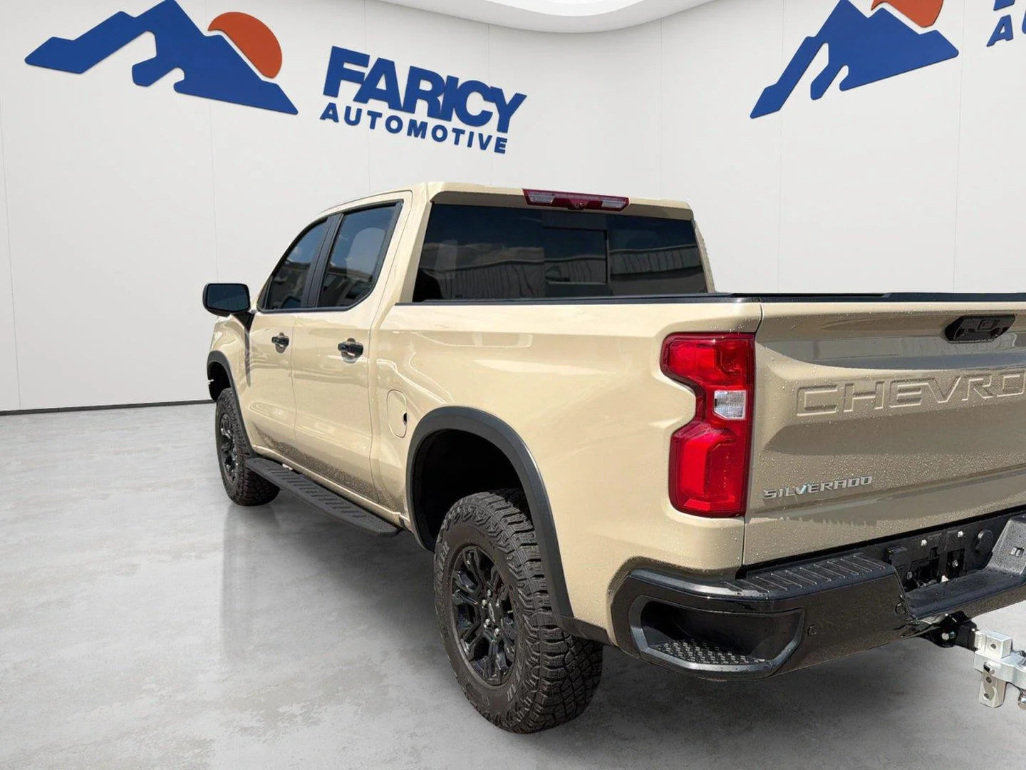 Used 2022 Sand Dune Metallic Chevrolet ZR2 image 8
