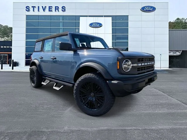 2025 Ford Bronco Base 4x4's photo