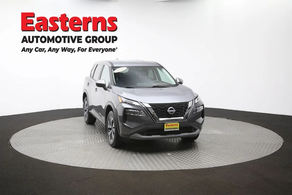 Used 2023 Gray Nissan SV image 51