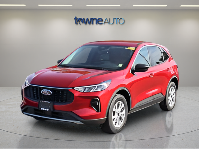 Used 2023 Red Ford Active image 1