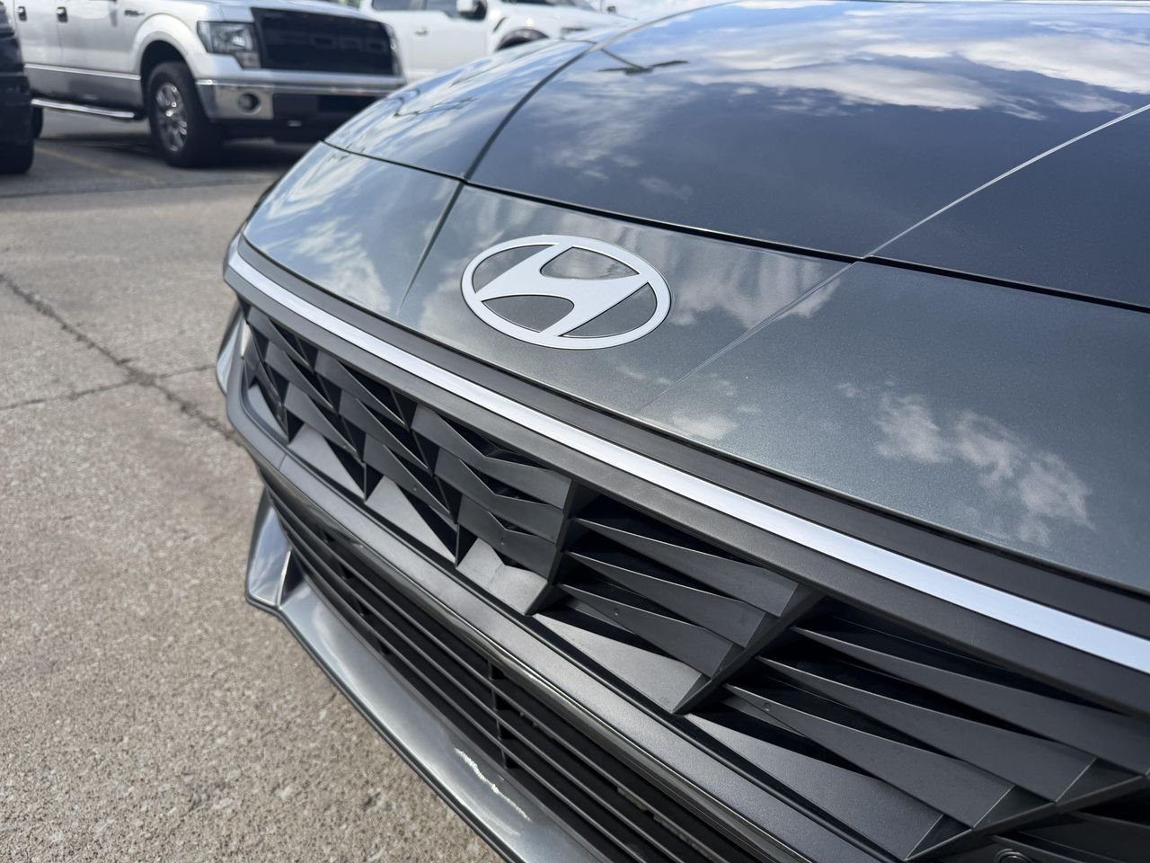 New 2026 Amazon Gray Hyundai SEL Sport image 14