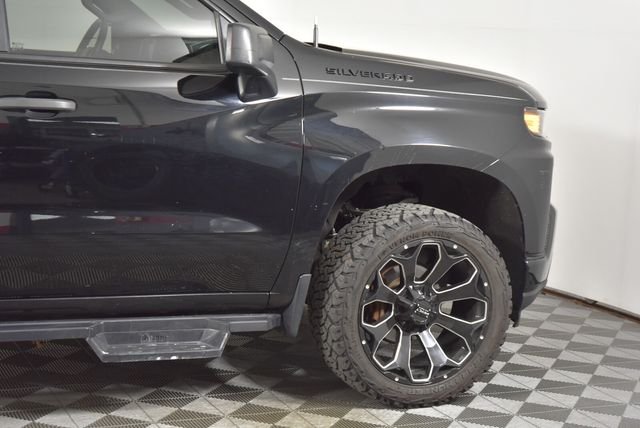 Used 2022 Black Chevrolet Custom image 14