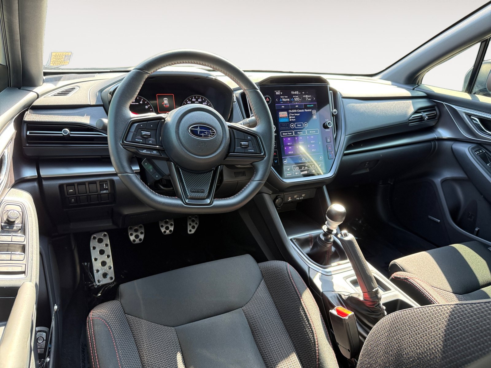 Used 2023 Ice Silver Metallic Subaru Premium image 15